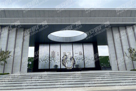 东平洲际花园3室2厅2卫90万124m2中档装修出售